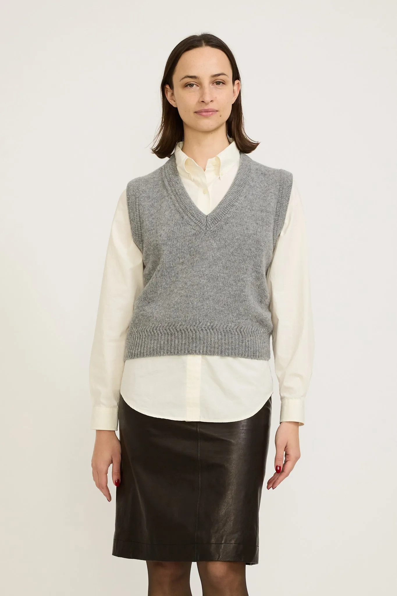 Auree Vest Gray