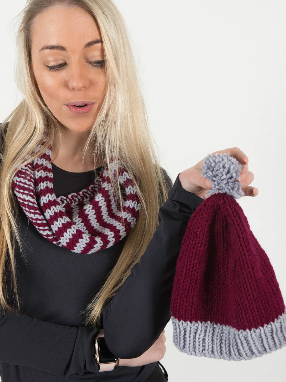 FREE Knitting Pattern Download - Abbraccio Beanie and Cowl