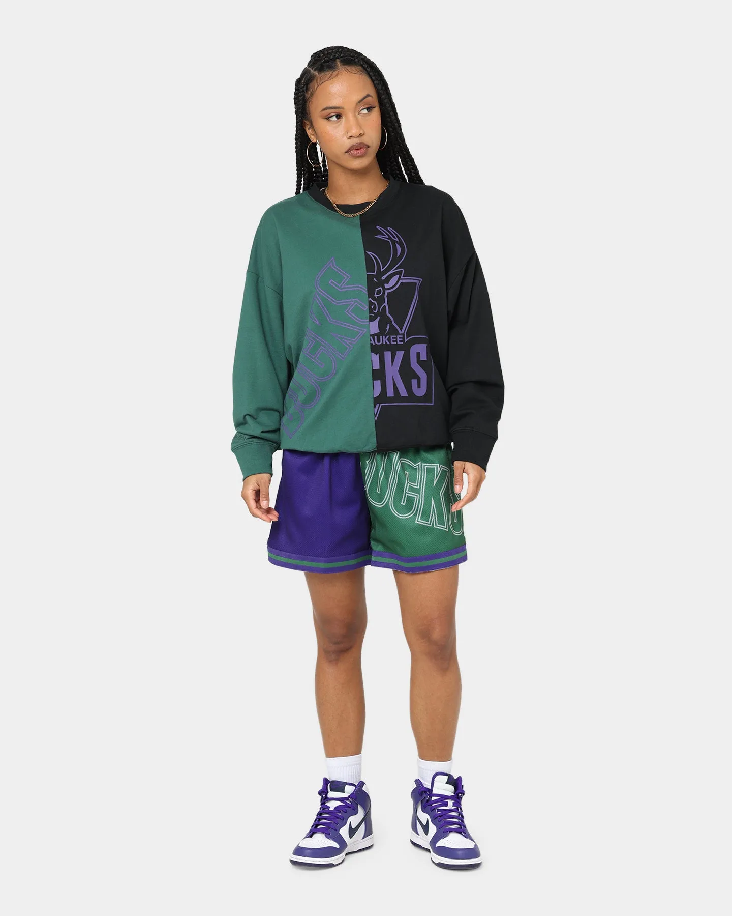 Mitchell & Ness Women's Milwaukee Bucks Big Face 5.0 Crewneck Green