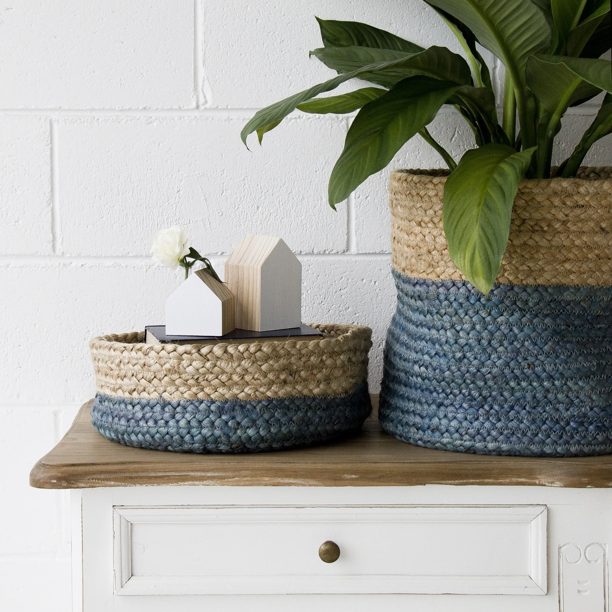 NATURAL JUTE BASKET - SMALL