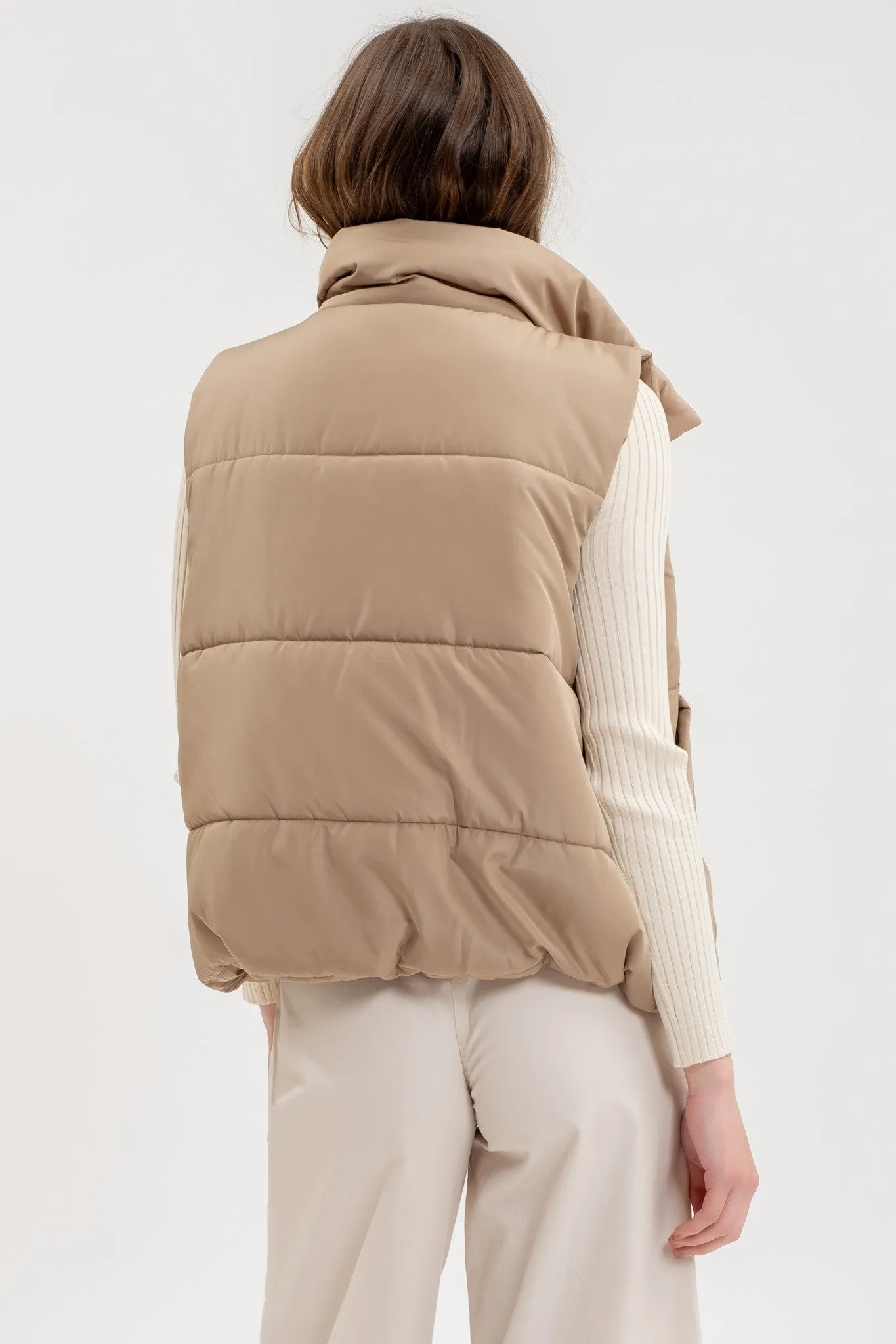 On The Go Vest - Mocha