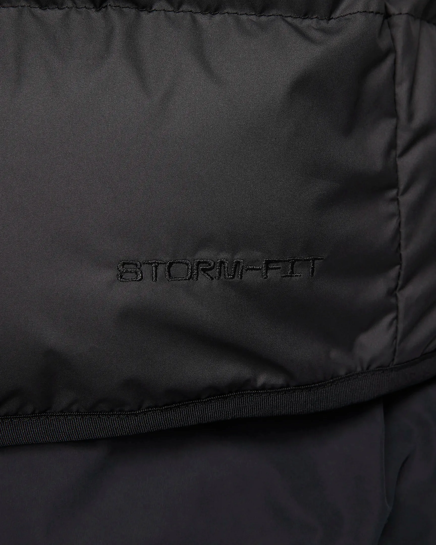 SMANICATO STORM-FIT WINDRUNNER