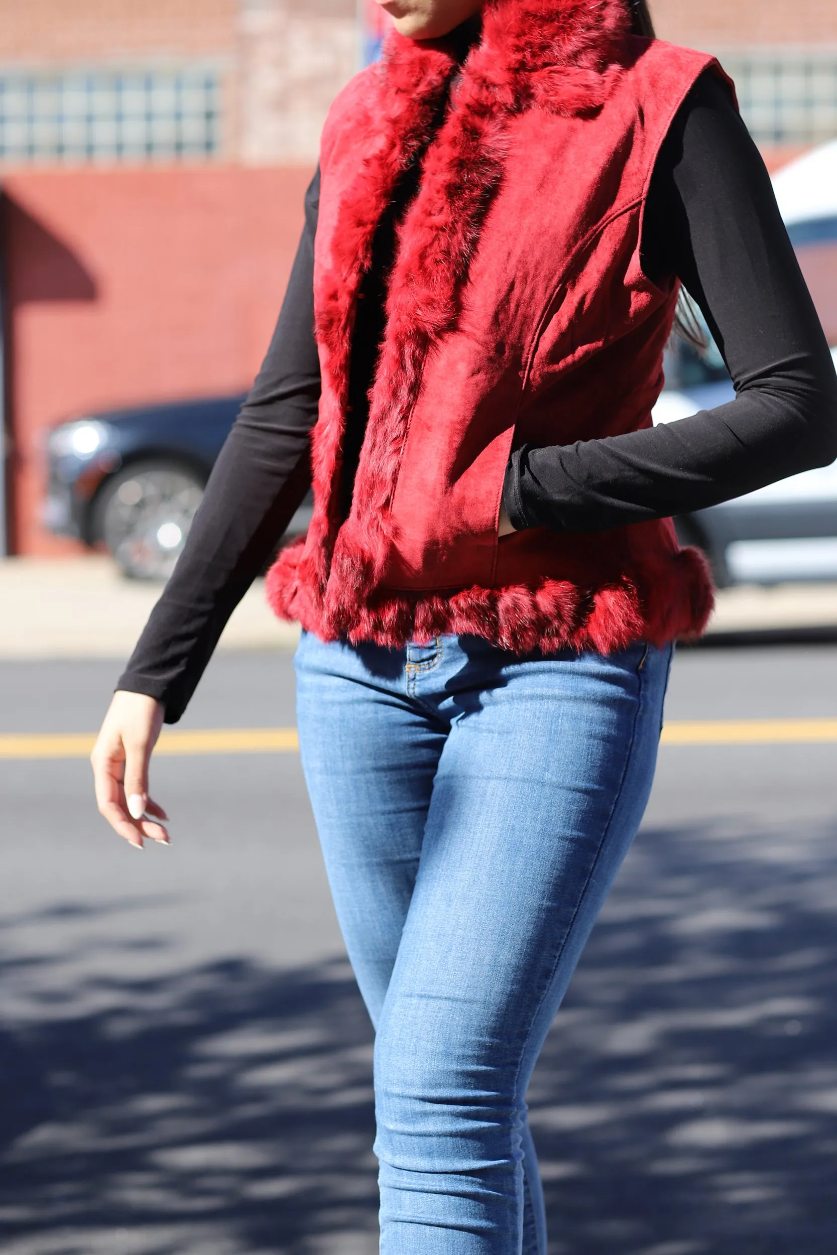 Suede Leather Vest w/ Fur Trim - Red