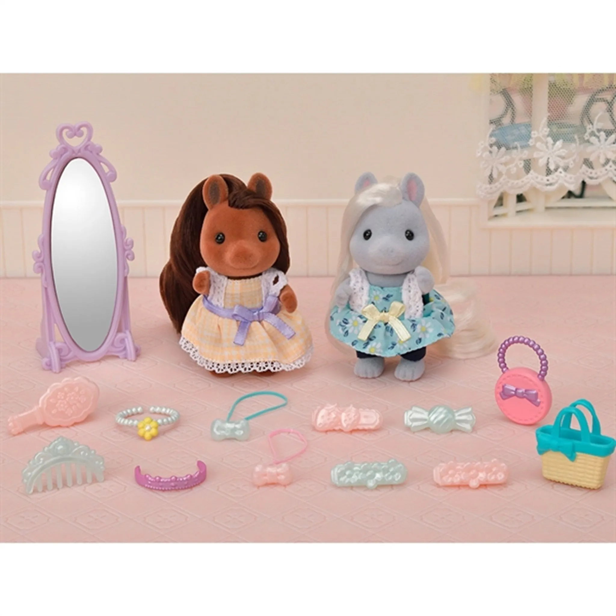 Sylvanian Families® Sweet Pony Friends