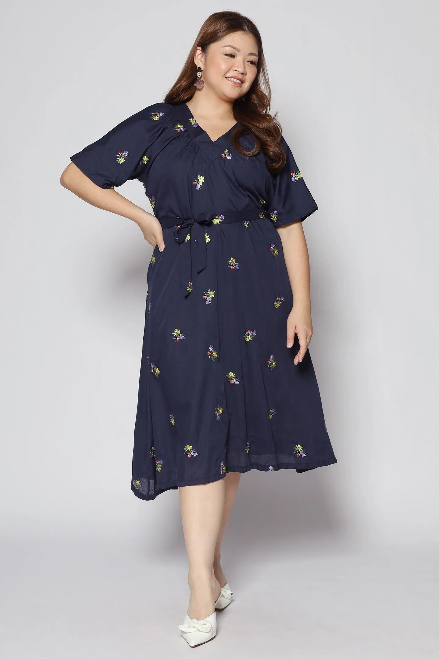 Whitney V Dress in Holly Embroidery