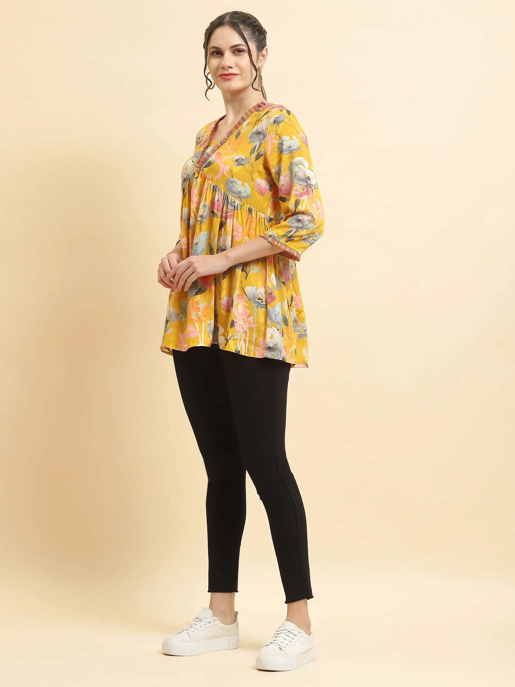 Women Liva Rayon Yellow Floral Print Tunic