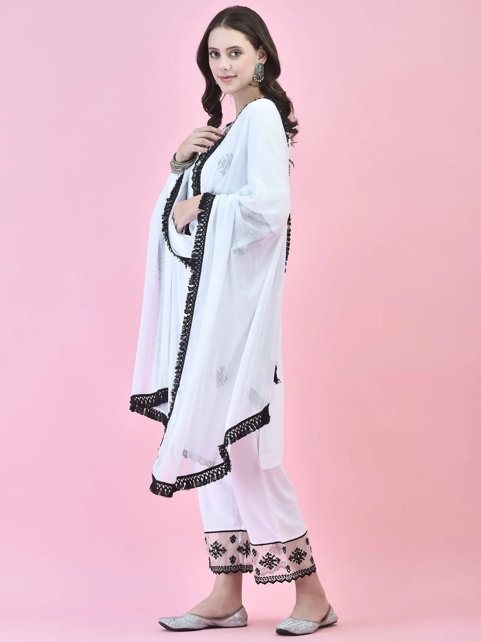 Women Rayon White Kurta Comfort Pant Dupatta