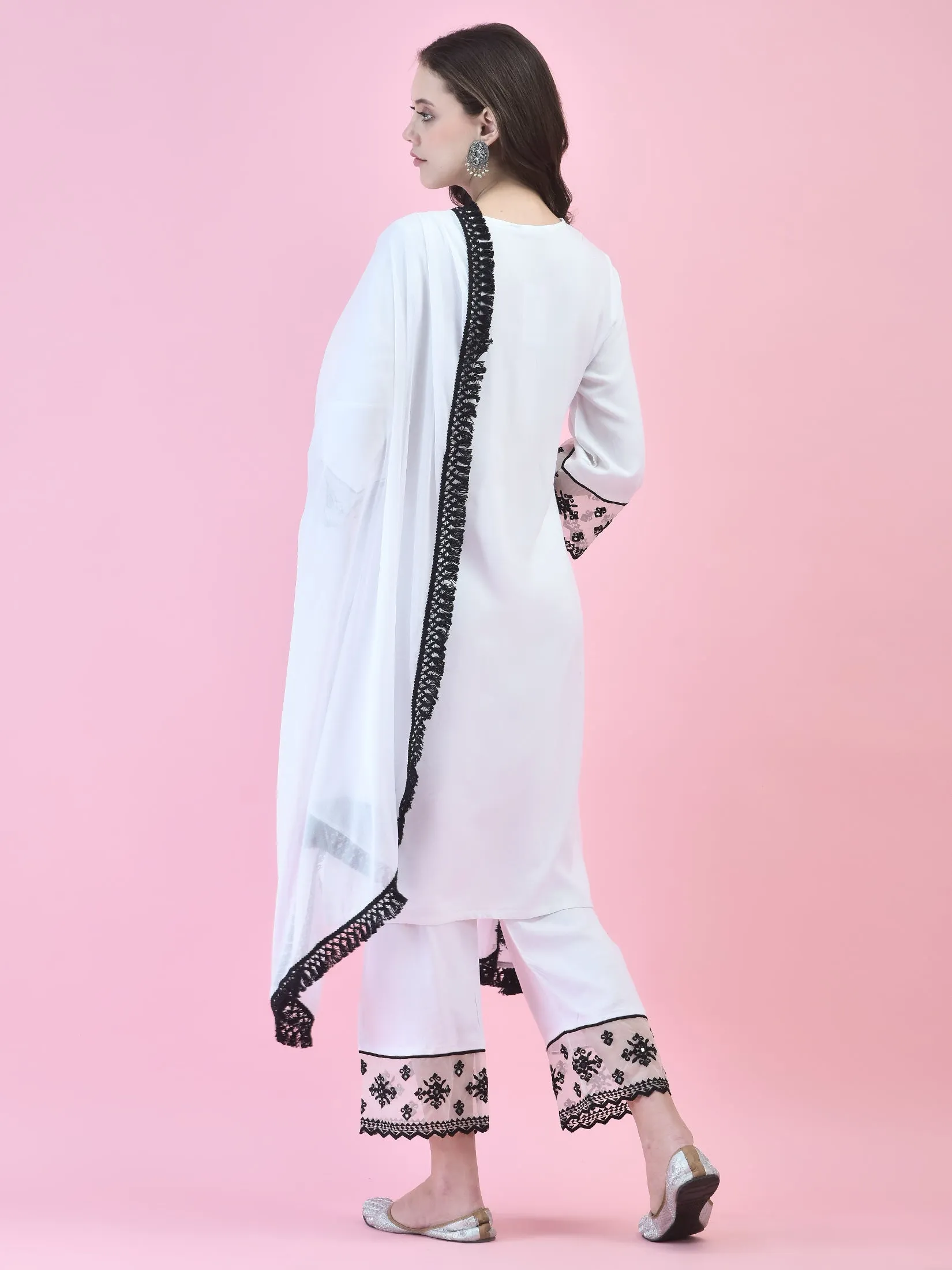 Women Rayon White Kurta Comfort Pant Dupatta